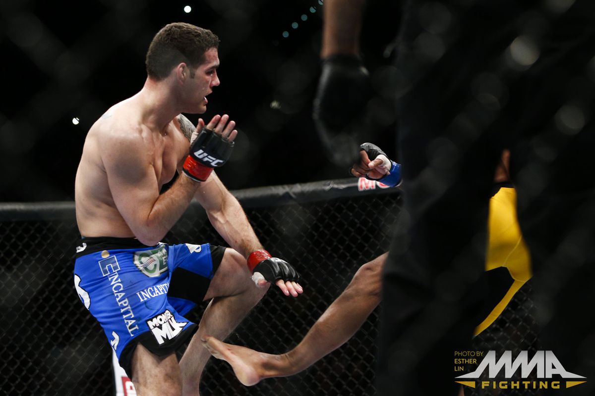 Weidman uriah ufc def break