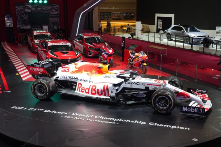 Memilih Tim Balap F1 Tepat untuk Pemula