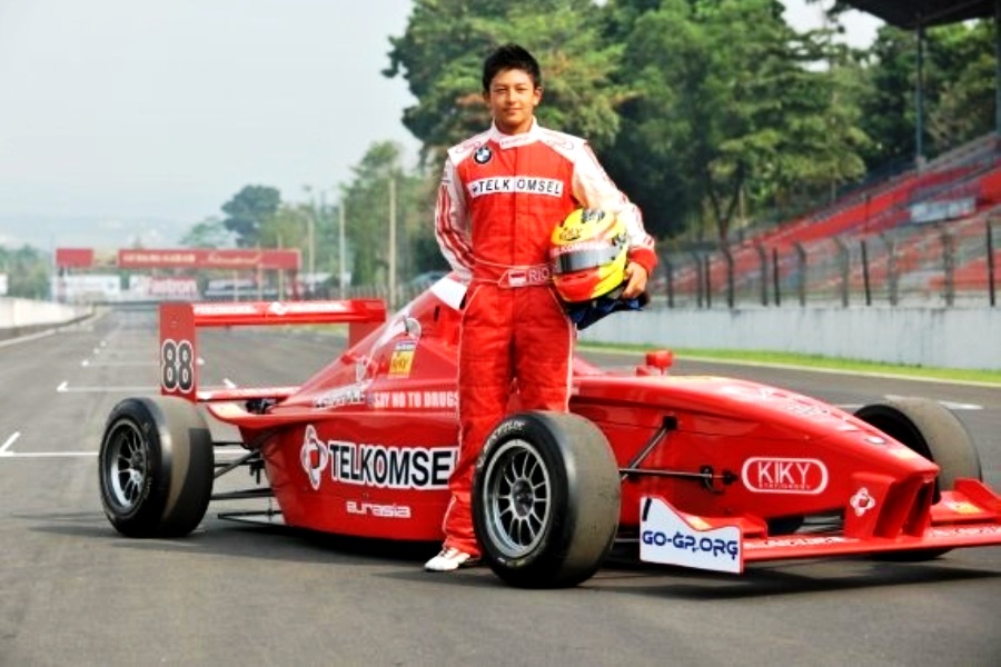Rahasia sukses pembalap F1 muda dan berbakat